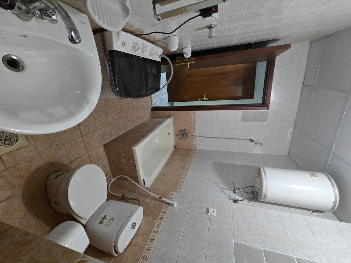 Fully Furnished 3 *